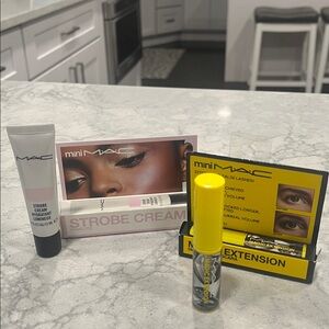 NWT MAC Cosmetics Mini MAC Strobe Cream Pinklite & Mascara